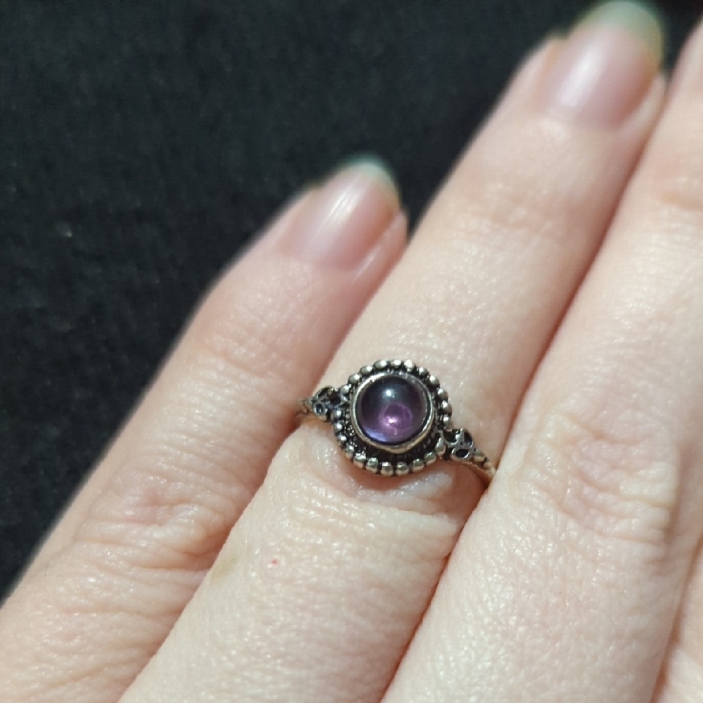 Silver Plated Purple Amethyst Gemstone Dainty Delicate Statement Ring - Size 5.5